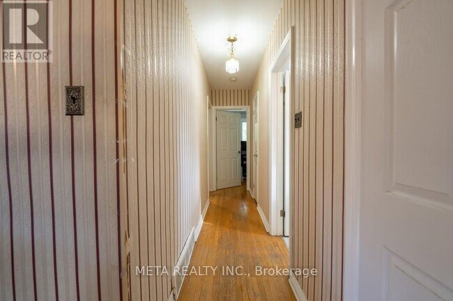 Building Photo - 79 Chestermere Blvd