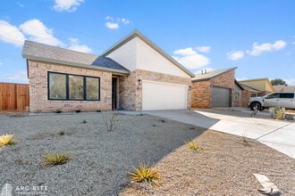 Building Photo - 4527 22nd Pl