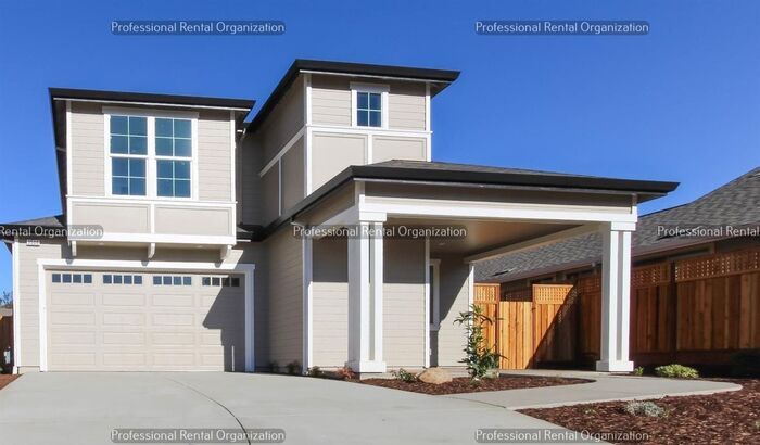 Primary Photo - Stunning meticulous home in Prime Hidden V...