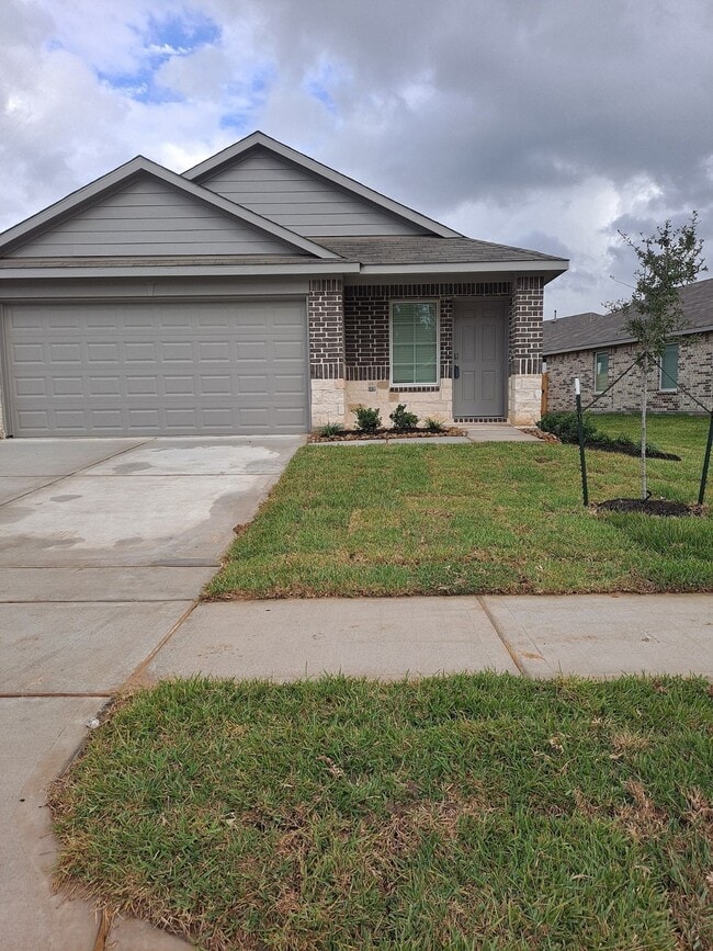 Foto del edificio - 24058 Kentwood Springs Dr