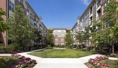 Building Photo - The Enclave at Potomac Club