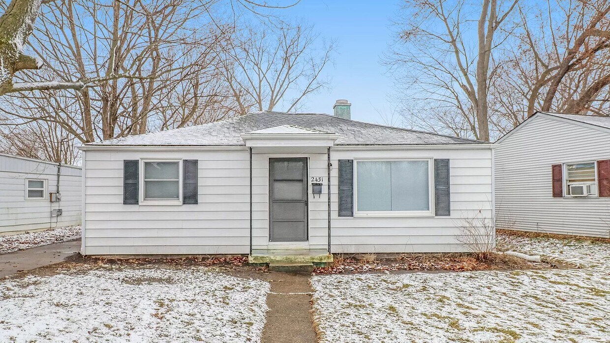 2431 Riverside Dr, South Bend, IN 46616 House Rental in South Bend