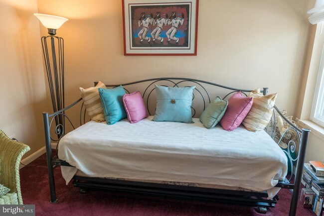 Foto del edificio - 5488 Cedar Ln