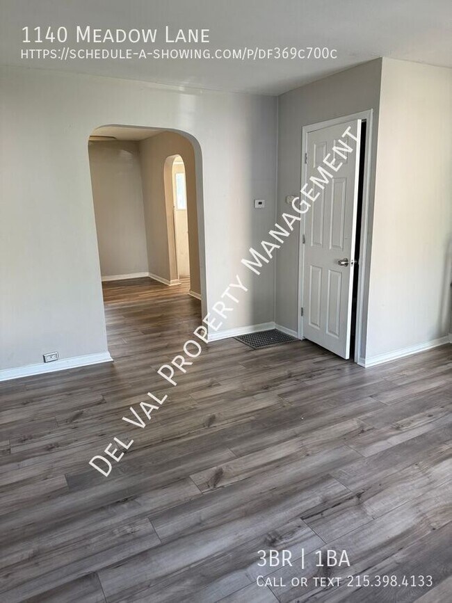 Foto del edificio - 1140 Meadow Ln