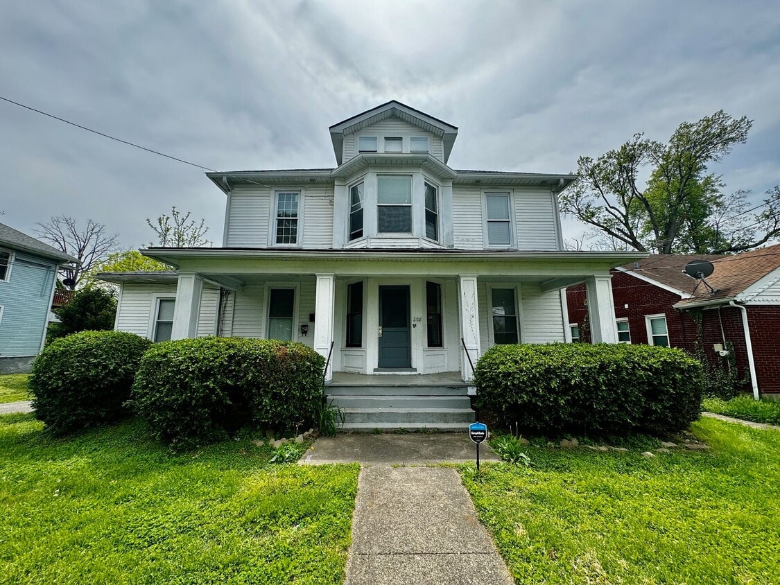 Photo - 208 W Tenny Ave - Beechmont Triplex