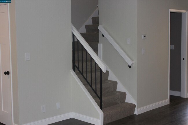 Building Photo - 506 Churchill Downs Ct