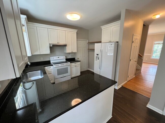 Foto del edificio - Cul-de-sac 4 bedroom home in Scotts Mill!