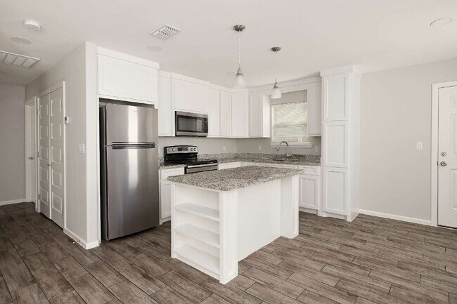 Foto del edificio - "Spacious 3-Bed Oasis with Granite Elegance in Weslaco!"