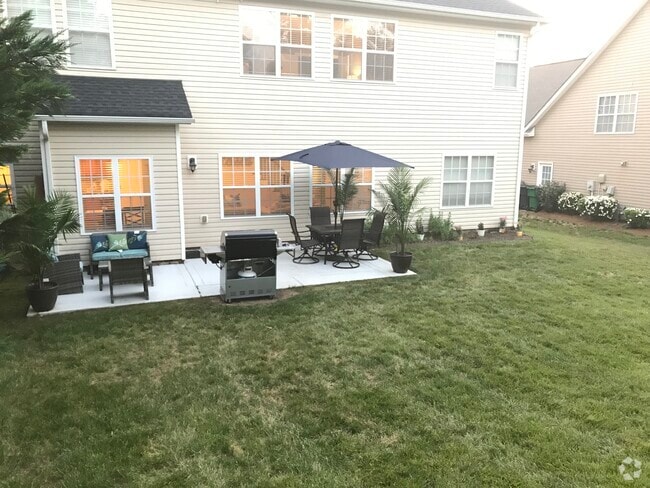 Building Photo - 6518 Ballybay Dr