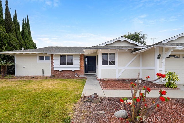 Building Photo - 15906 Amber Valley Dr