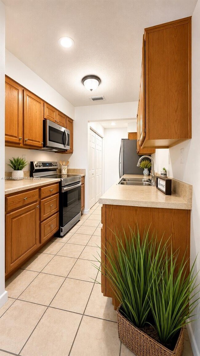 Foto del edificio - 953 SW 16th St
