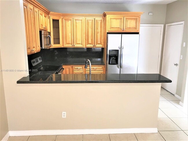 Foto del edificio - 588 NW 158th Ln