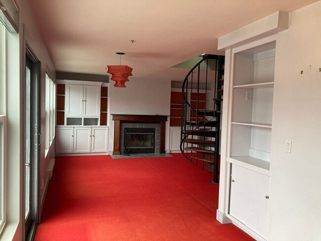 Building Photo - Portofino Condominiums ~ Capitol Hill