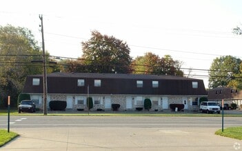 Building Photo - 4165 W Ridge Rd
