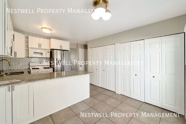 Foto del edificio - 2719 S Downs Way