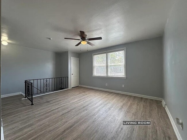 Foto del edificio - 6242 Mulberry St