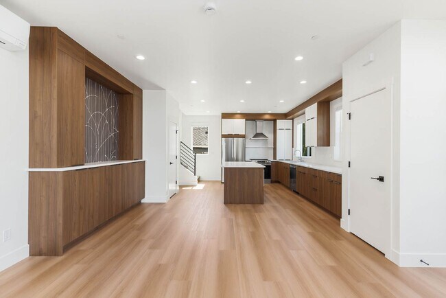 Foto del edificio - 108 6th St South