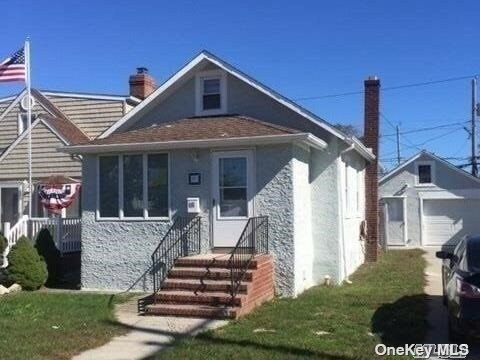 Primary Photo - 181 Quebec Rd