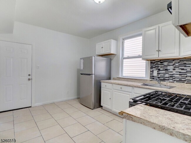 Foto del edificio - 325 S 19th St