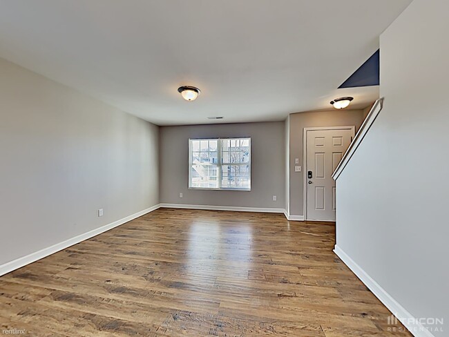 Building Photo - 1160 Rainier Ln
