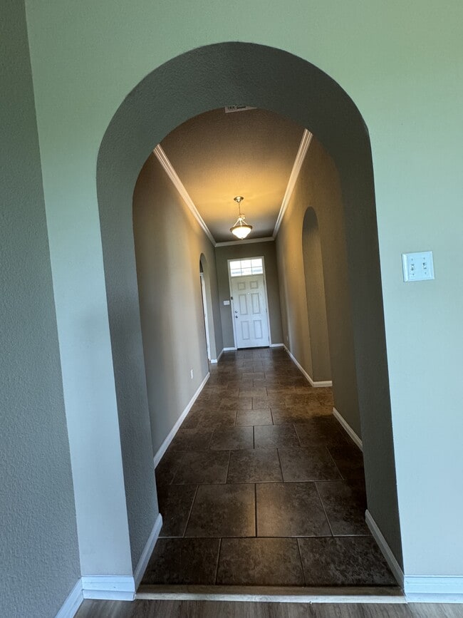 Foto del edificio - 502 Westchester Ct