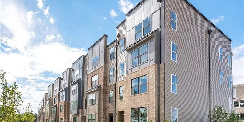 Primary Photo - 2689 St Elias Dr (1501)