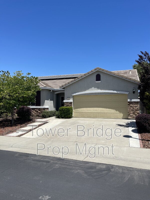 Building Photo - 3058 Littleton Ln