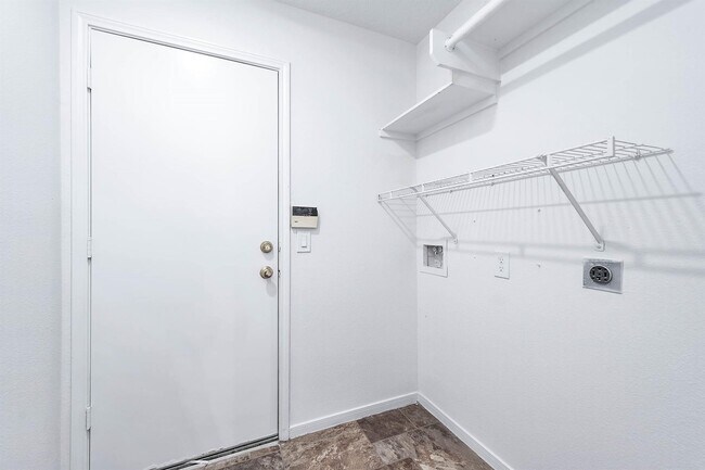 Foto del edificio - 13415 Anderwoods Ct