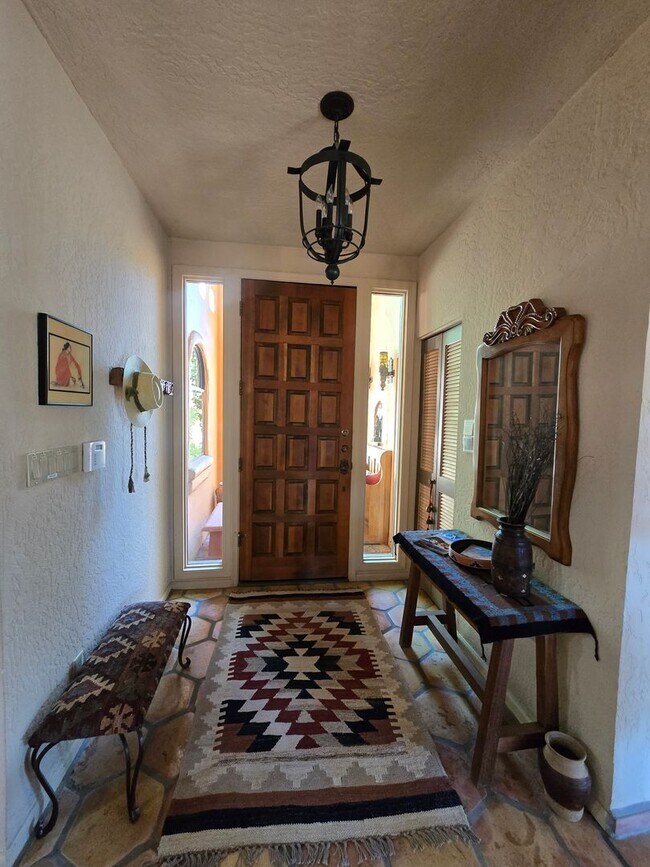 Foto del edificio - Furnished Golf Course Course Property