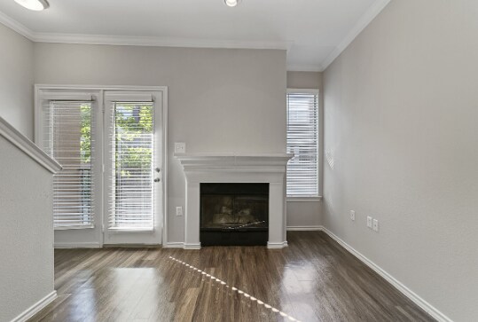 Foto del edificio - 9225 Garland Rd