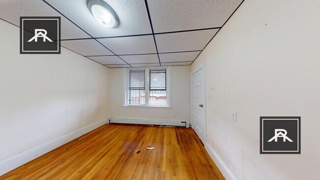 Building Photo - 4 bedroom in Boston MA 02115
