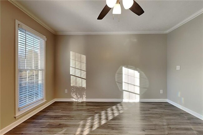 Foto del edificio - 1185 Parkwood Chase NW