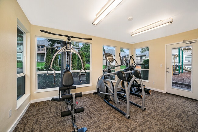 Building Photo - The Heights Apartments