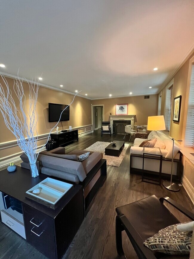 Foto del edificio - 3750 N Lake Shore Dr.