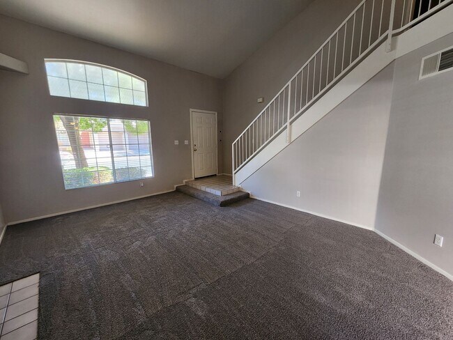 Foto del edificio - Beautiful townhouse in Silverado Ranch
