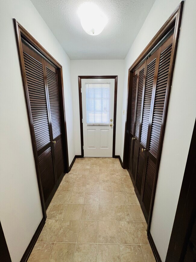 Foto del edificio - 1446 19th Ave NE