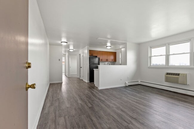 Foto del interior - Swiss Village Apartments