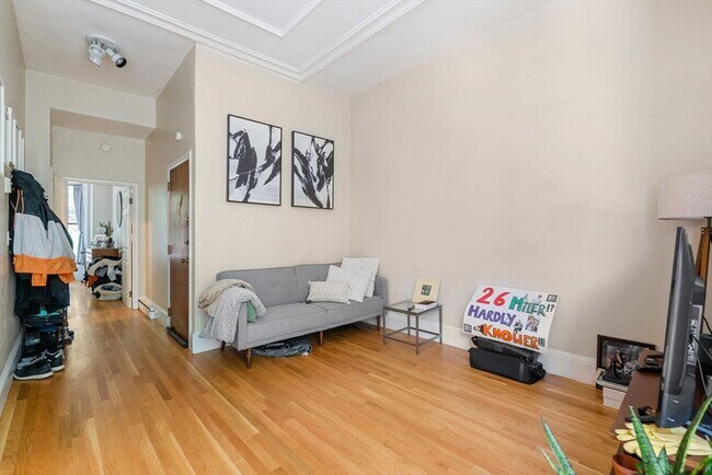 Foto del edificio - 182 W Brookline St
