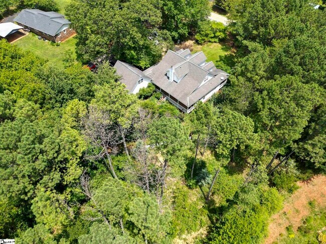 Building Photo - 441 Liberty Hwy