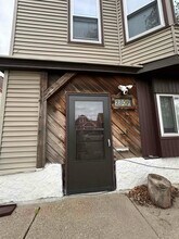 Building Photo - 2809 S Greeley St