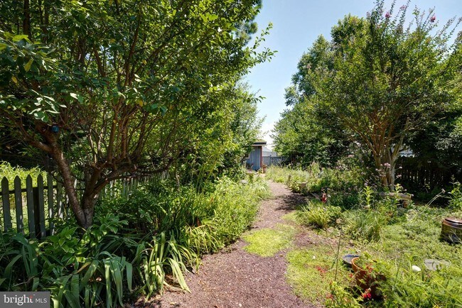 Foto del edificio - 101 S Mill St