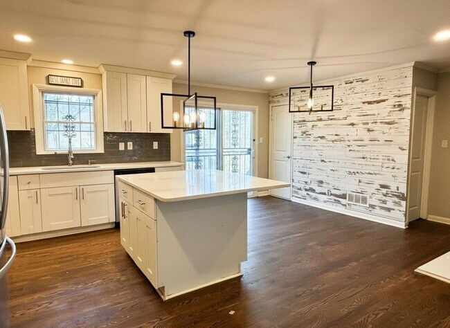 Foto del edificio - Charming 3BR Condo in Atlanta