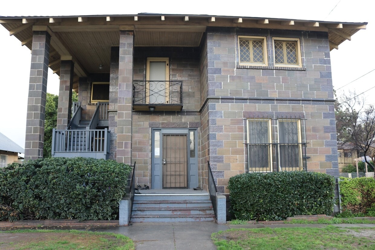 Photo - Charming 2-Bedroom Home for Rent – 649 West 8th St - B, San Bernardino, CA 92410