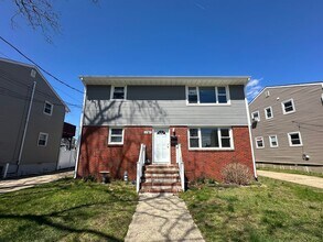 Building Photo - 67-69-69 Maple Ave