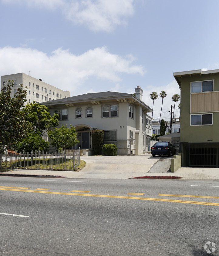Primary Photo - 550 S Wilton Pl