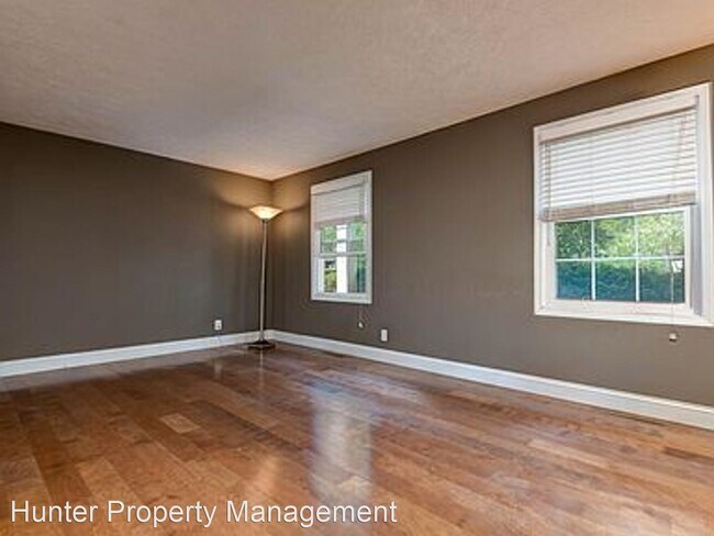 Building Photo - 3 br, 4 bath House - 916 W Valley Ct