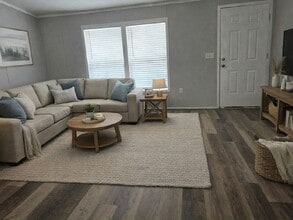 Building Photo - 4 Highridge Terrace