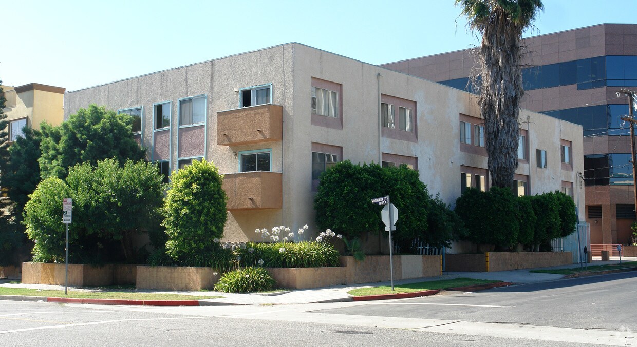 15156 Moorpark St, Sherman Oaks, CA 91403 Apartments in Sherman Oaks, CA