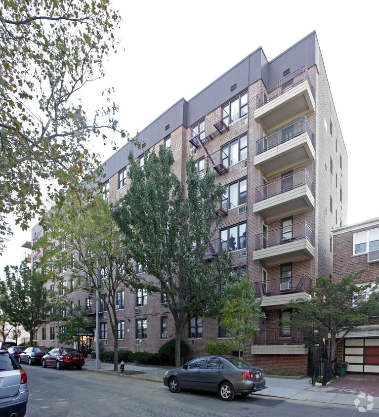 Street View - The Bentley Arms Apartments