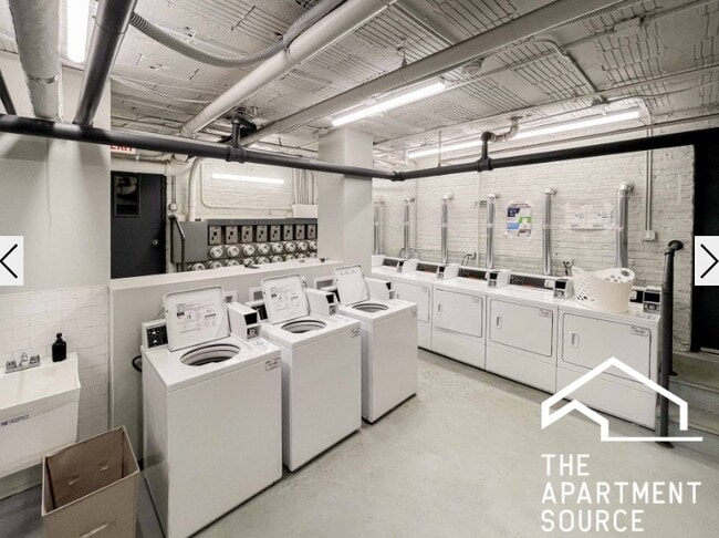 Photo - 518 W Cornelia Ave Apartment